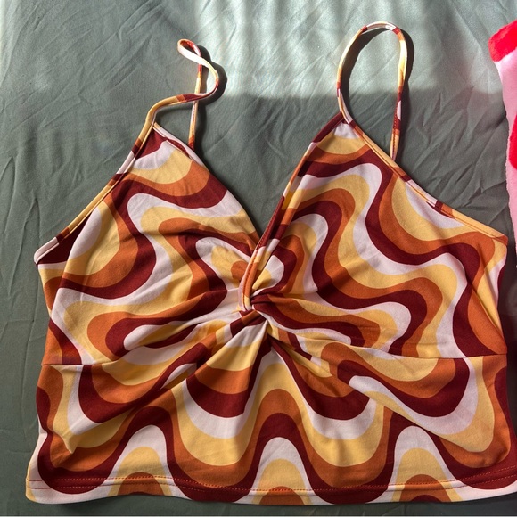 pattern crop tank top - Picture 1 of 2